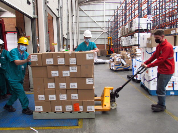 Entrega de medicamentos en Bodega